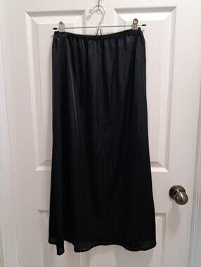 Vintage Black Scalloped Slip Full Length Womens Large Maxi Traditional Retro